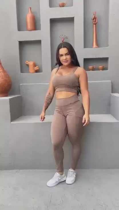 Conjunto Feminino Fitness Empina Bumbum Karina